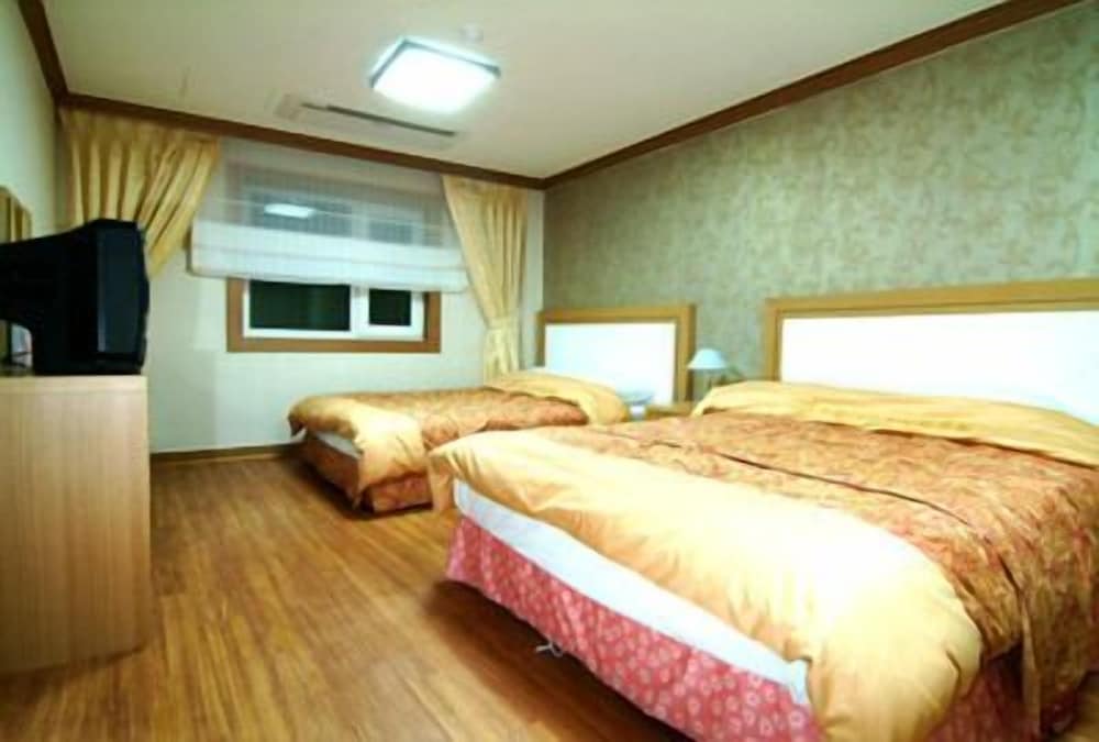 Twin Suite photo 2