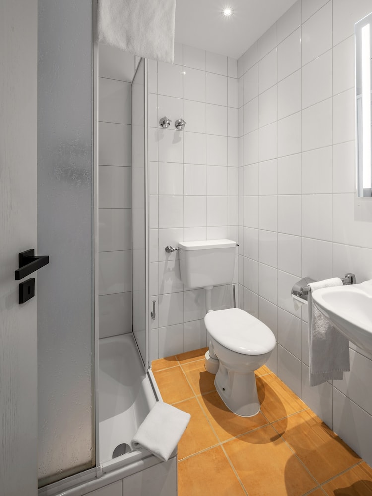 Standard Room - Photo 19