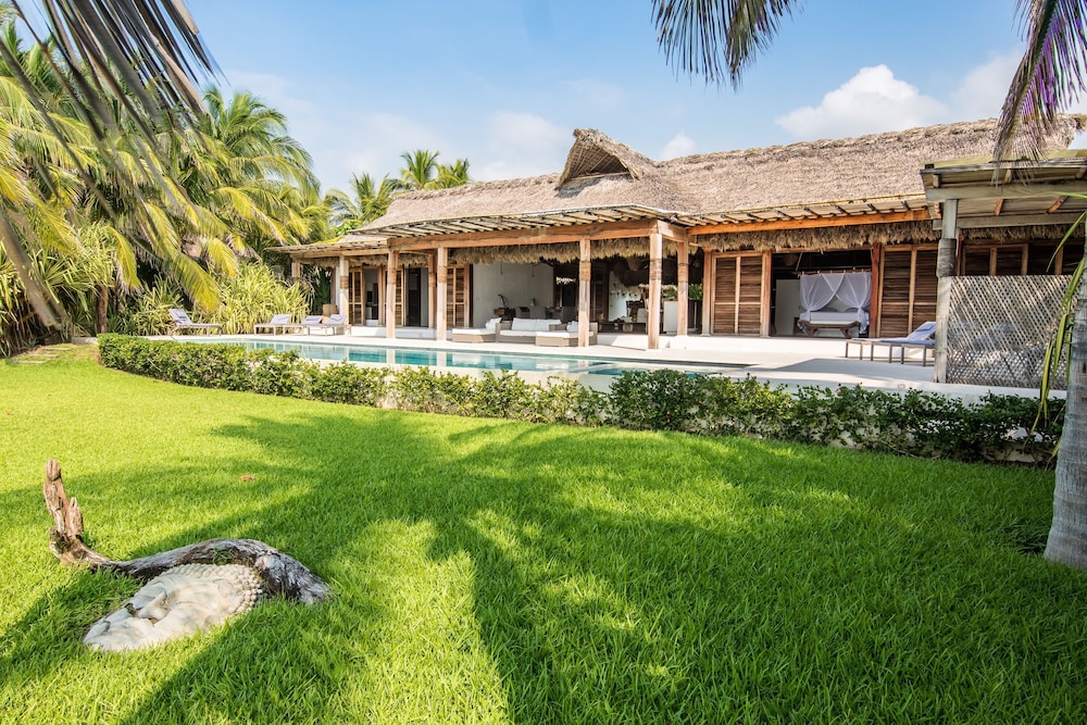 Villa, Accessible, Smoking photo 1