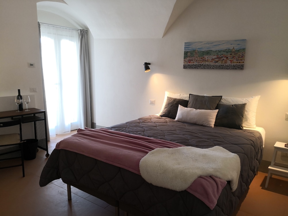 Superior Double or Twin Room, Accessible, Ground Floor photo 1