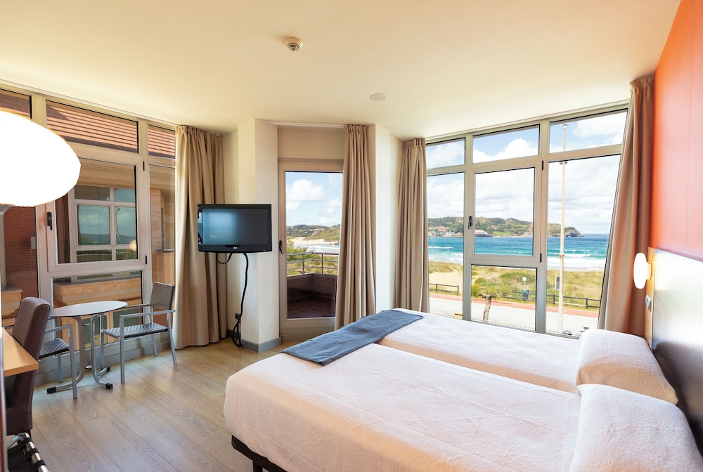 Exclusive Double Room, 2 Twin Beds, Beach View