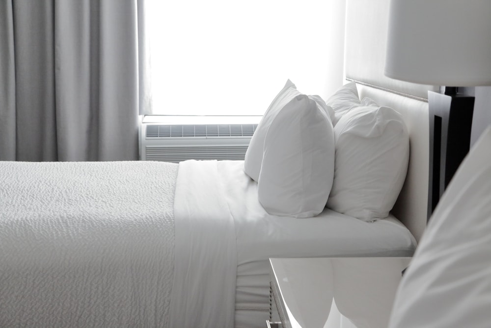 Room, 2 Queen Beds, Non Smoking - Photo 15