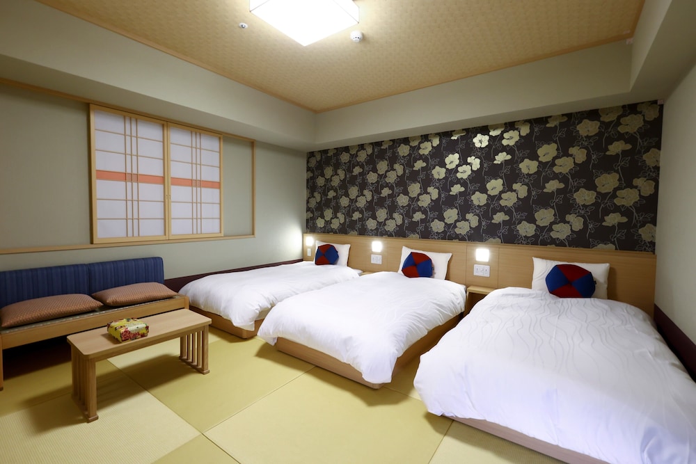 Moderate Triple Room,  Non Smoking - Photo 1