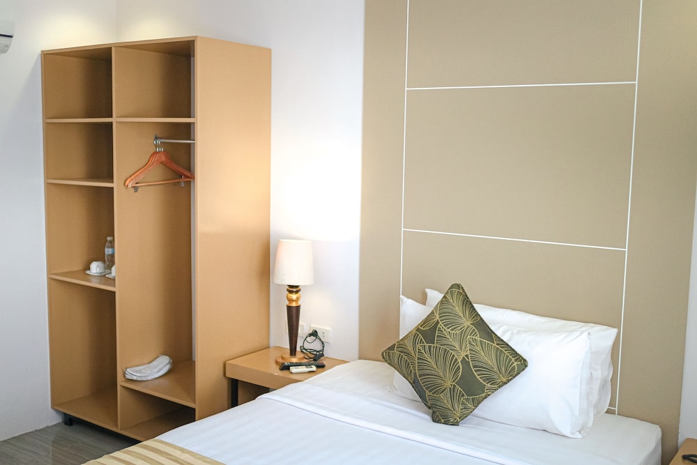 Standard Room, Non Smoking photo 3