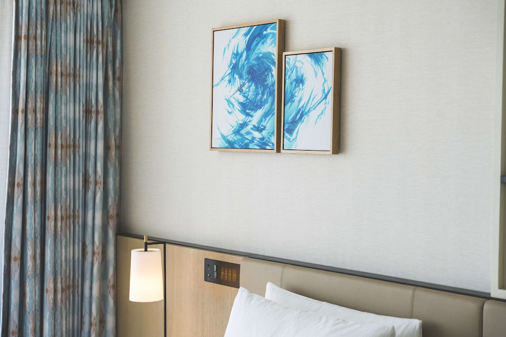 Twin Deluxe Room (Sunset View) - Photo 3