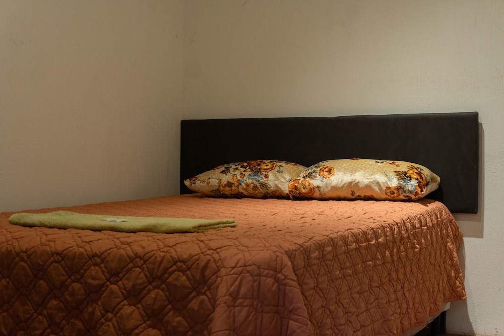 Single Room, 1 Bedroom, Garden View