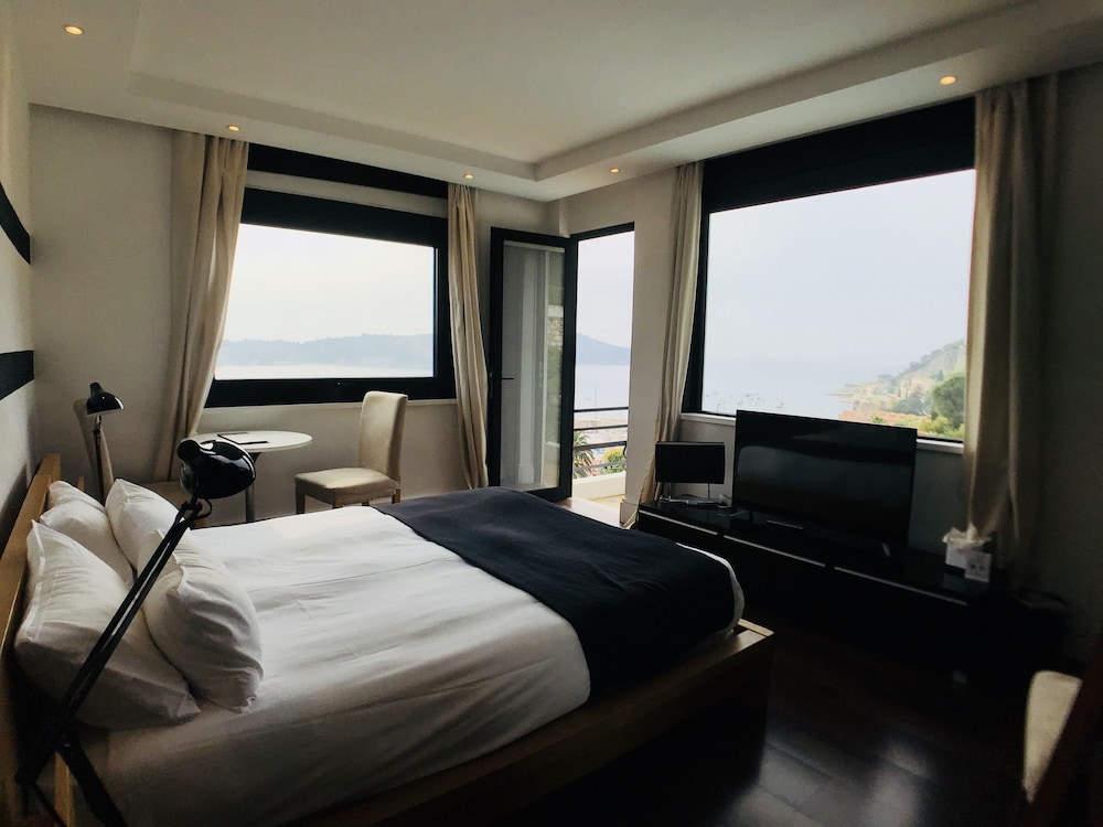 Family Suite, Connecting Rooms, Sea View photo 3
