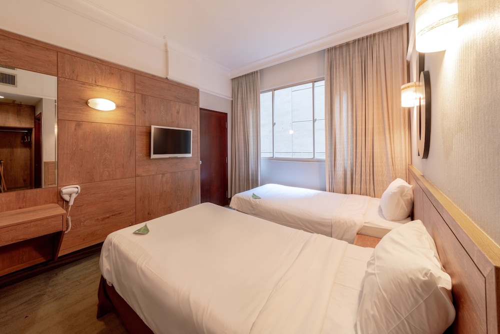 Deluxe Twin Room photo 1