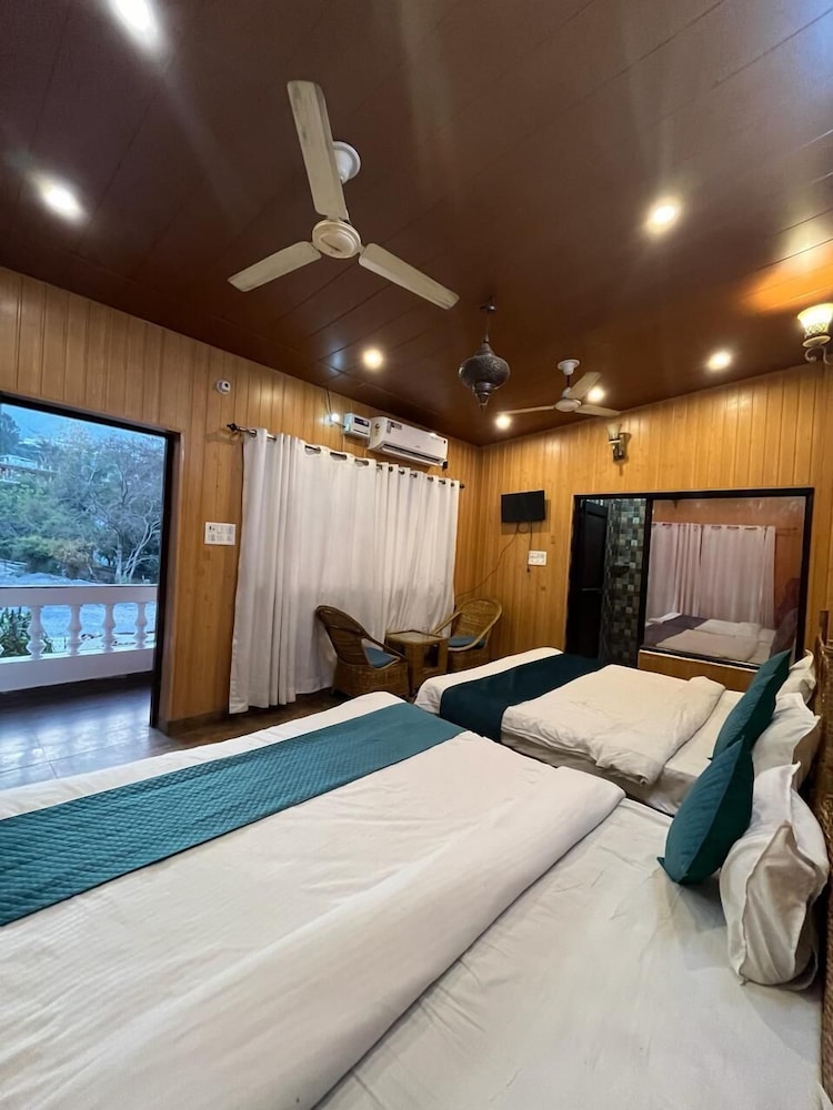 Family Suite, Garden View photo 1