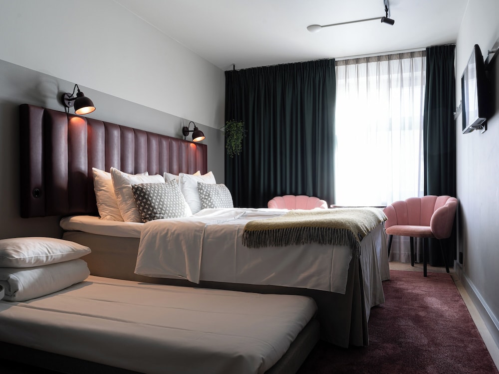Standard Triple Room - Photo 1