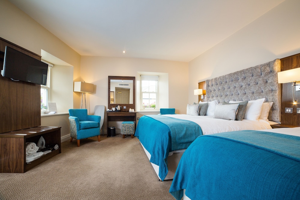 Deluxe Triple Room, Multiple Beds photo 1