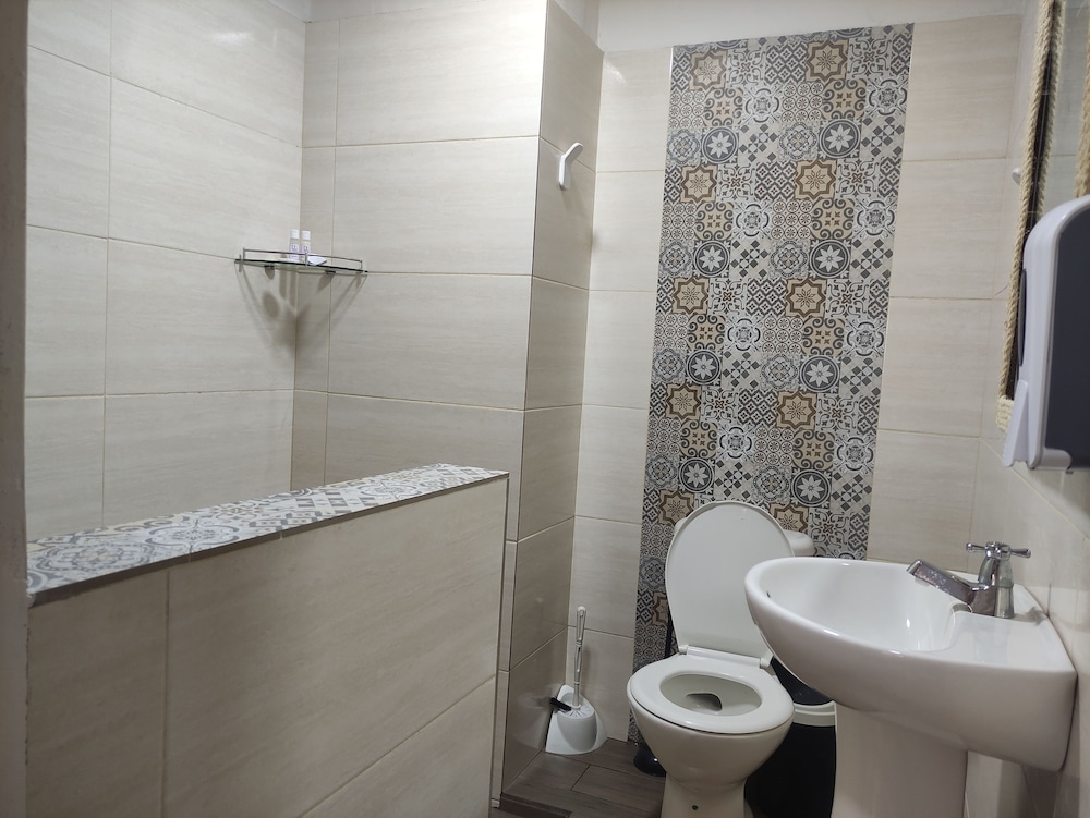 Standard Triple Room photo 2