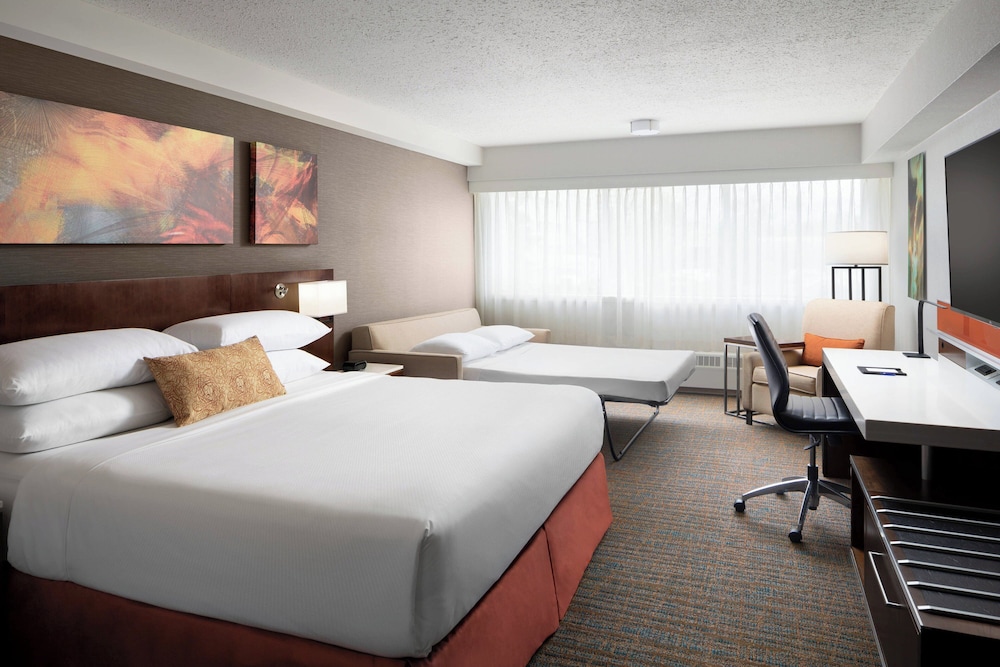 Deluxe Room, 1 King Bed