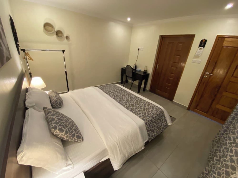 Deluxe Double Room, Garden View