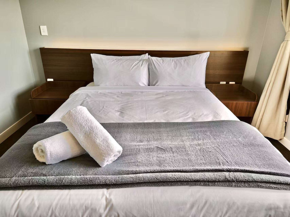 Available room