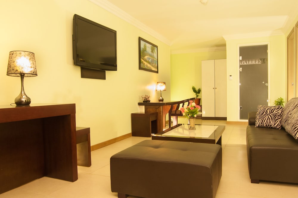 Suite, 2 Bedrooms photo 1