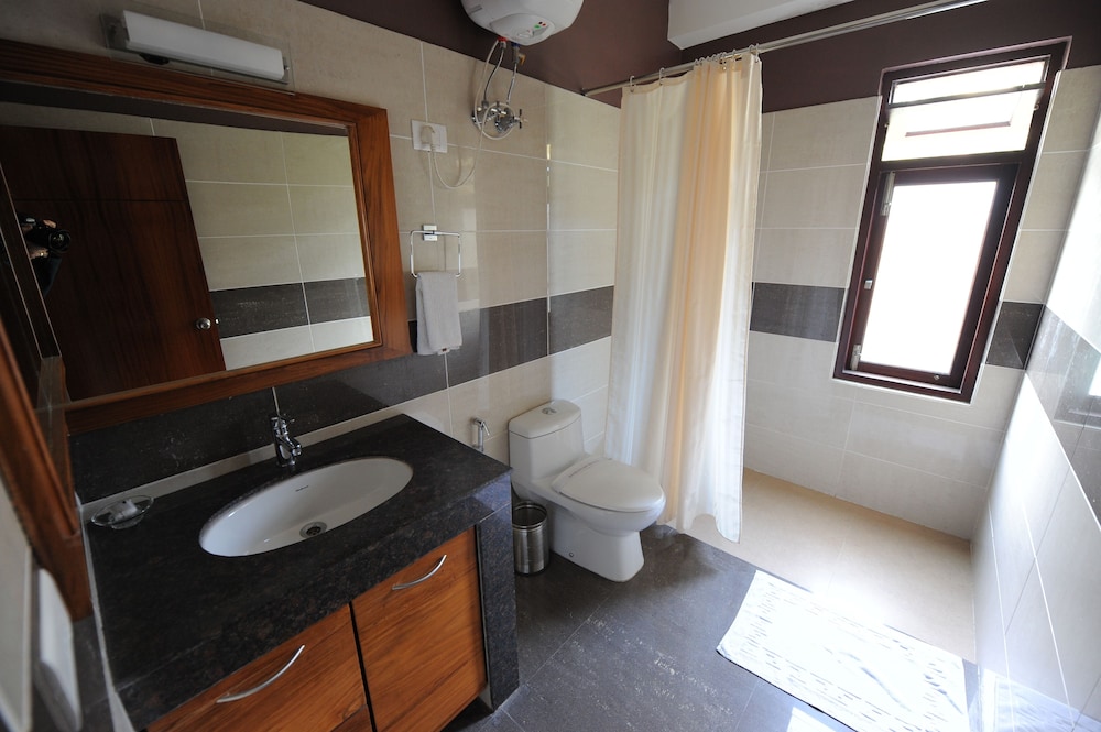 Standard Twin Room photo 2