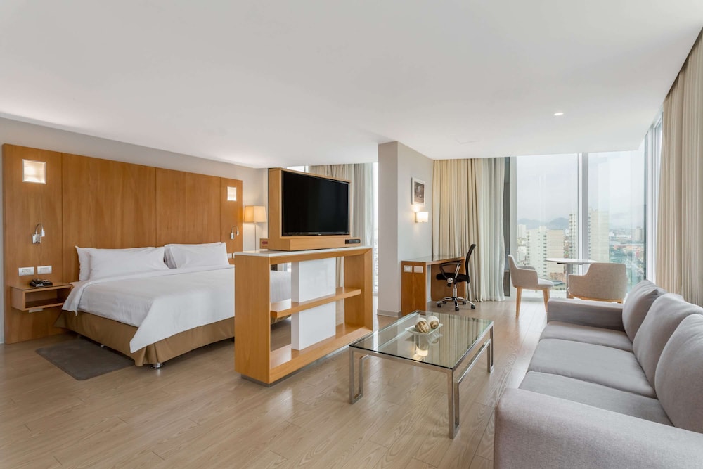 Room, 1 King Bed, Non Smoking photo 1