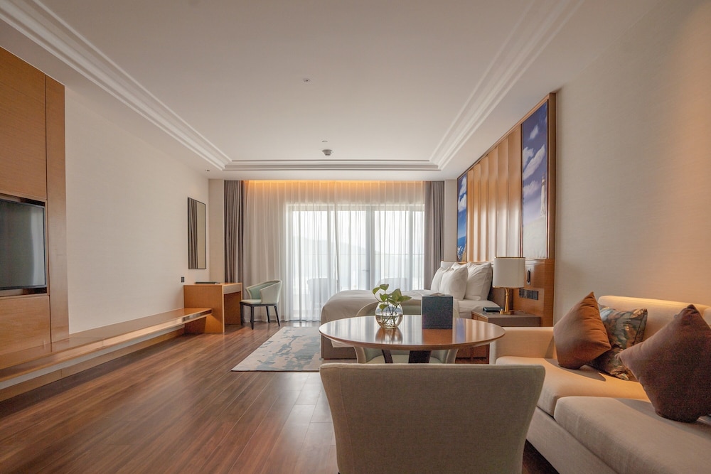 Two-bedroom Family Oceanview - Photo 7