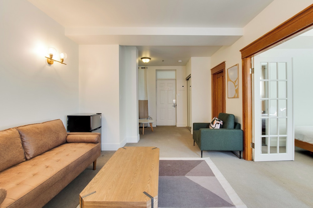 Superior Suite