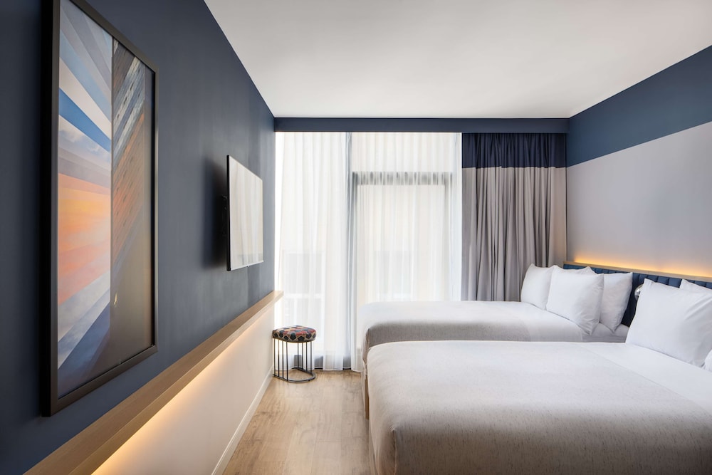 Room, 2 Double Beds, Accessible (Mobility, Roll-In Shower)