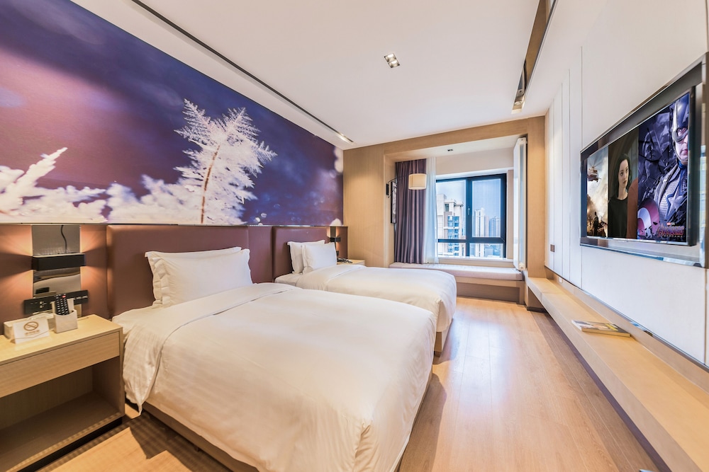 Business Suite photo 2