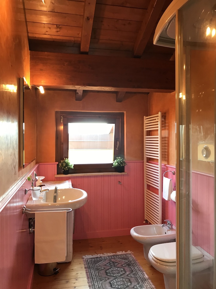 Apartment, 2 Bedrooms, Lake View photo 2