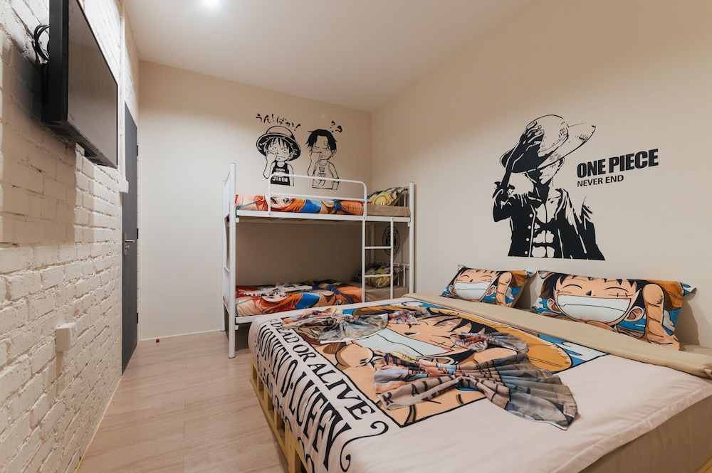 Family Quadruple Room - Photo 1