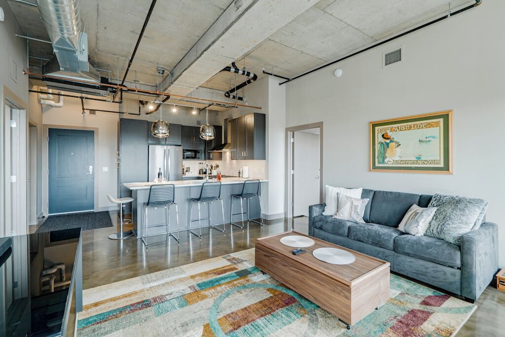 Condo, Multiple Beds, Balcony, City View photo 1
