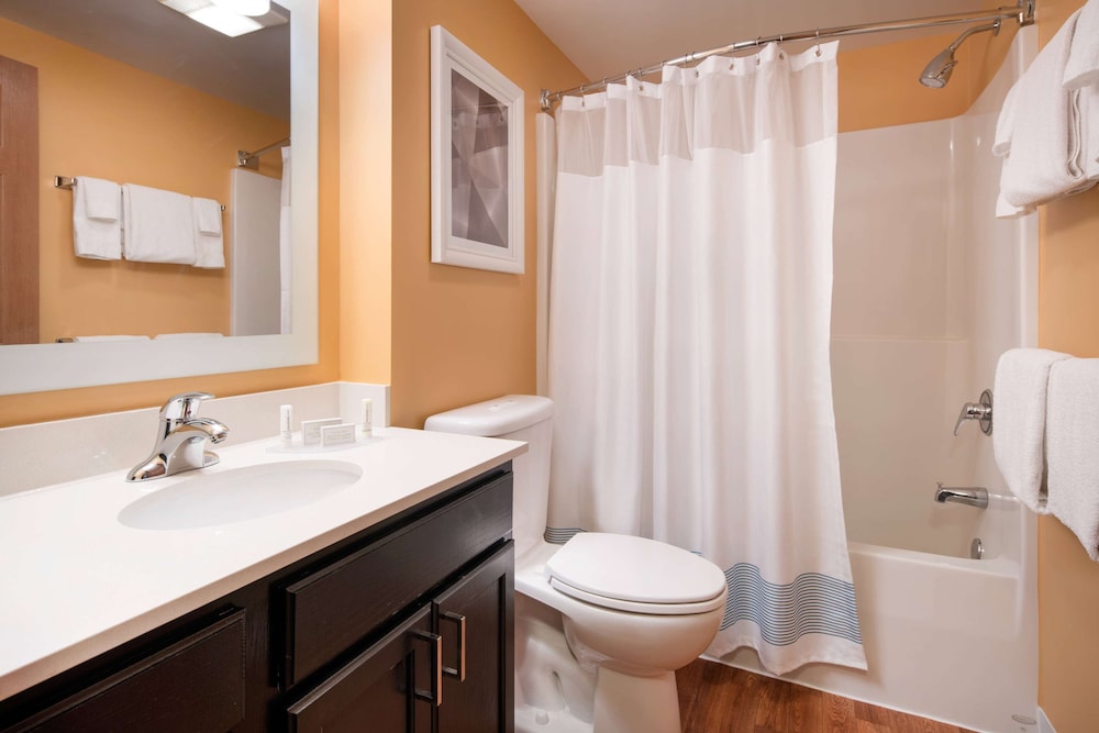 Superior Suite, 1 Queen Bed with Sofa bed (One Bedroom) - Photo 6