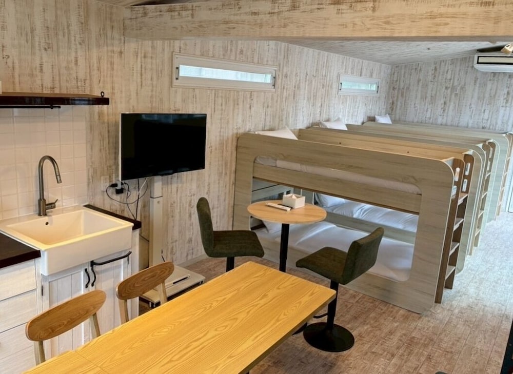 Comfort Room - Photo 2