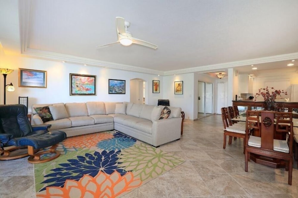 Condo, 3 Bedrooms