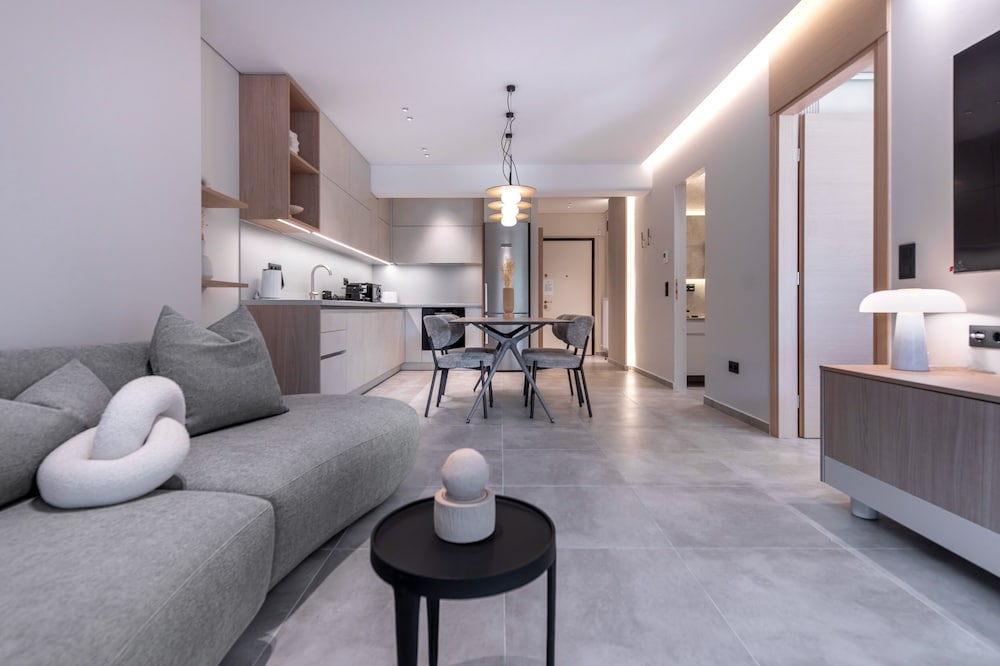 Luxury Apartment, City View