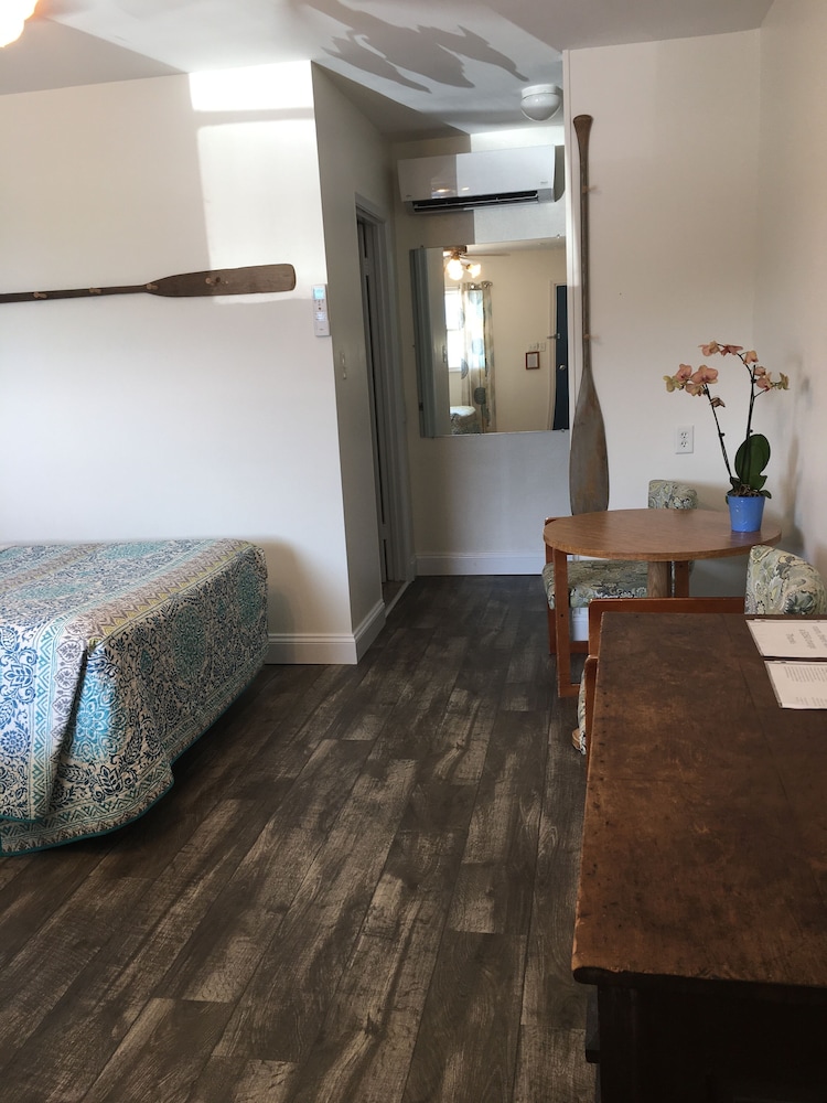 Standard Double Room, 2 Double Beds, Non Smoking photo 3