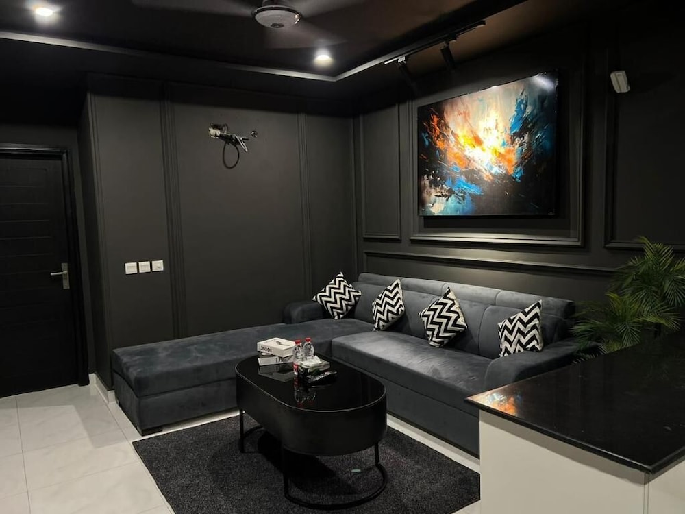 Apartment, Balcony