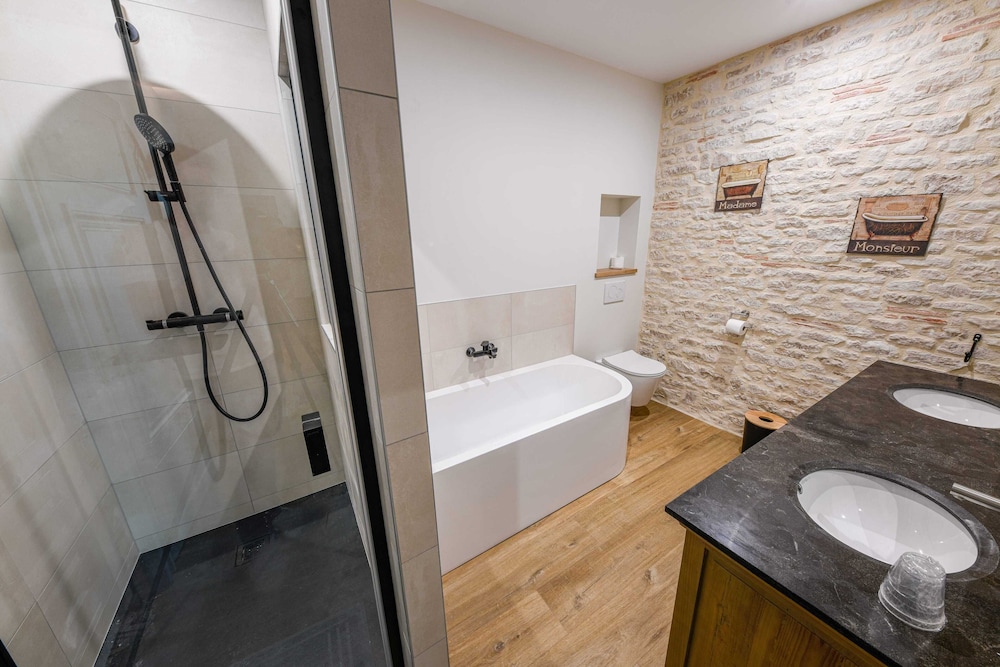 Family Suite photo 2
