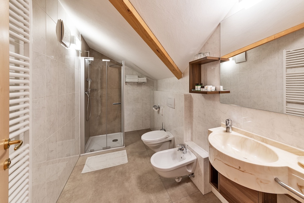 Junior Suite (Pinova) photo 3