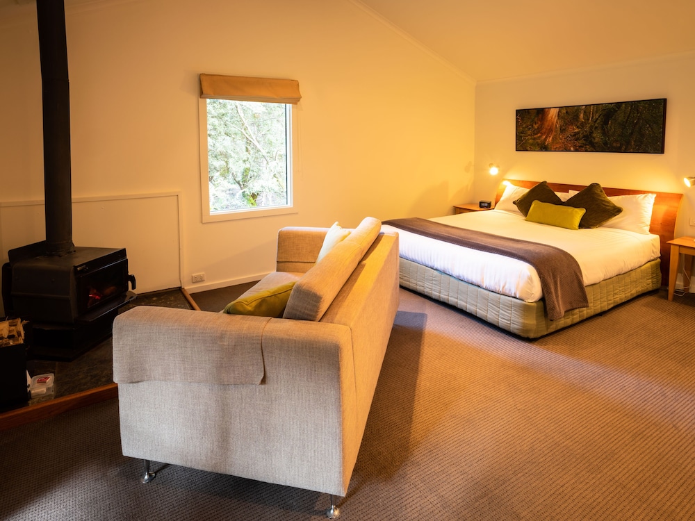 Cabin, 1 King Bed - Photo 1