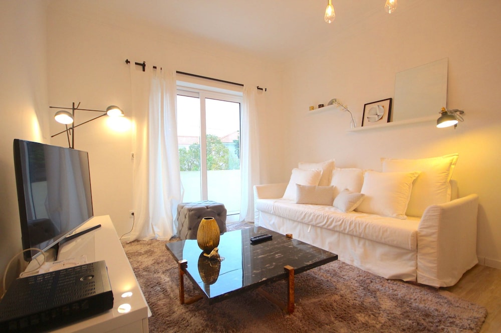 Apartment, 2 Bedrooms, Balcony
