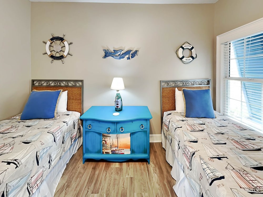 Condo, Multiple Beds, Pool Access, Ocean View (301 - No Pets Allowed)