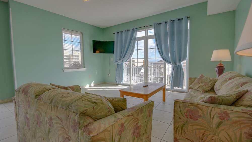 Traditional Condo