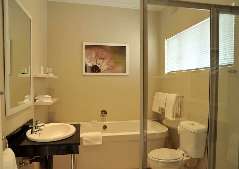 Deluxe Room, 2 Double Beds, Garden View photo 3