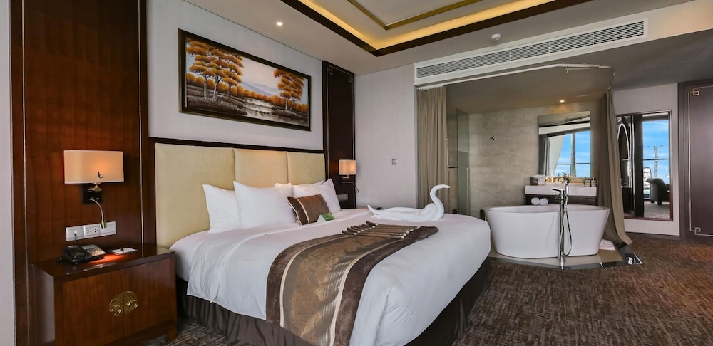 Royal Suite, Ocean View