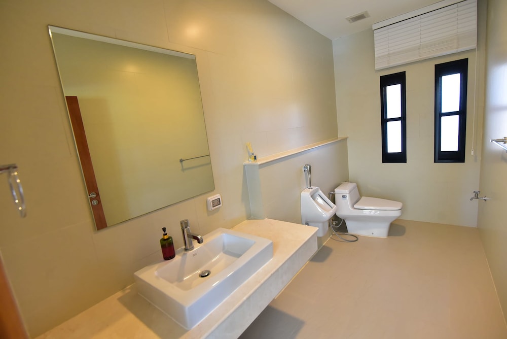 4 Bedrooms Pool Villa photo 3