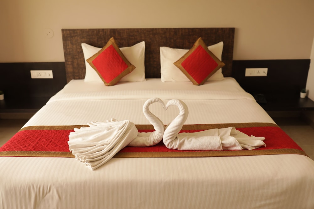 Deluxe Room - Photo 7