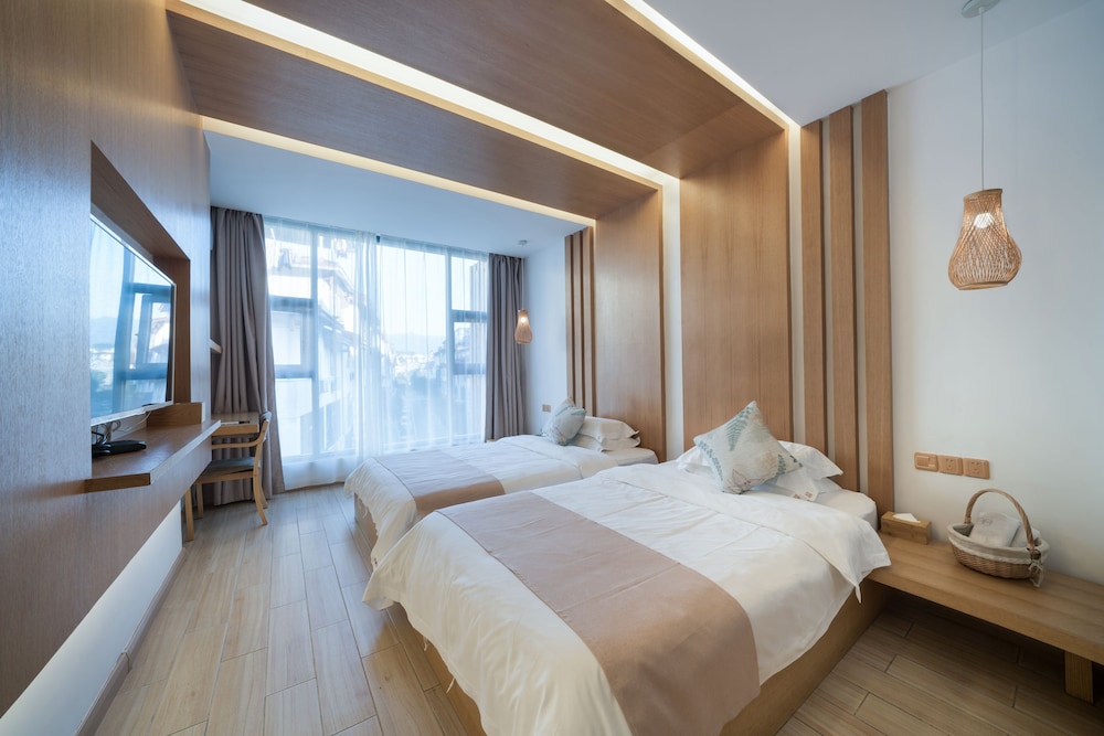 Standard Twin Room photo 2
