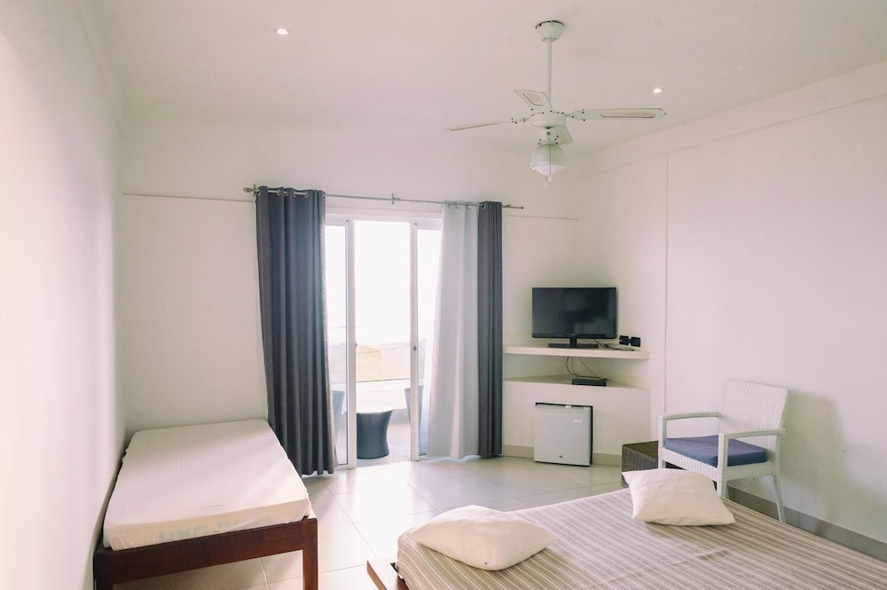 Classic Double Room, 1 Double Bed, Ocean View photo 2