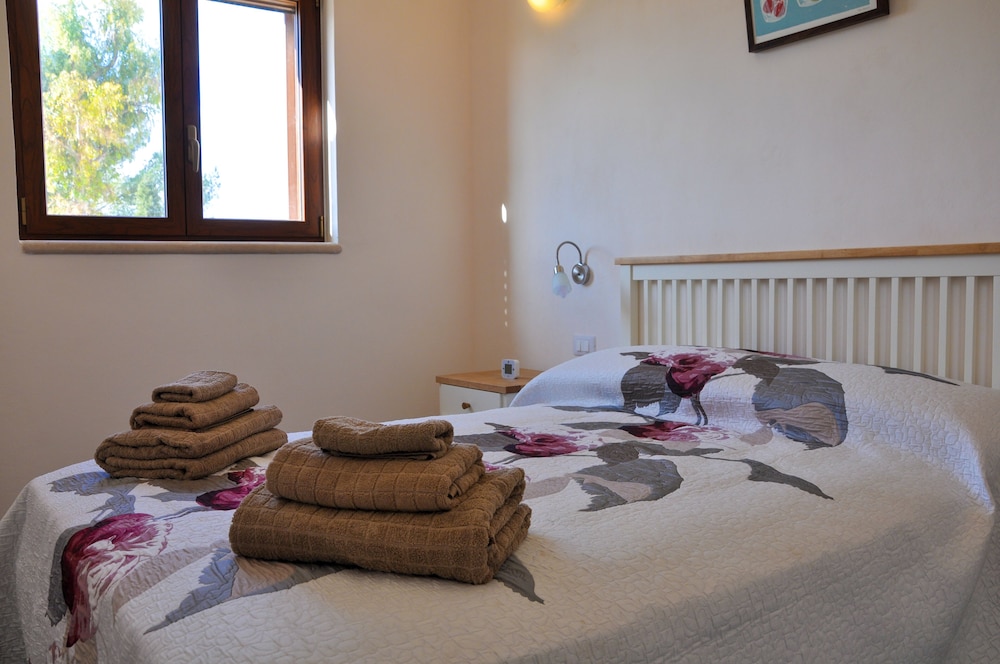 Junior Apartment, Garden View (Albicocca) photo 1