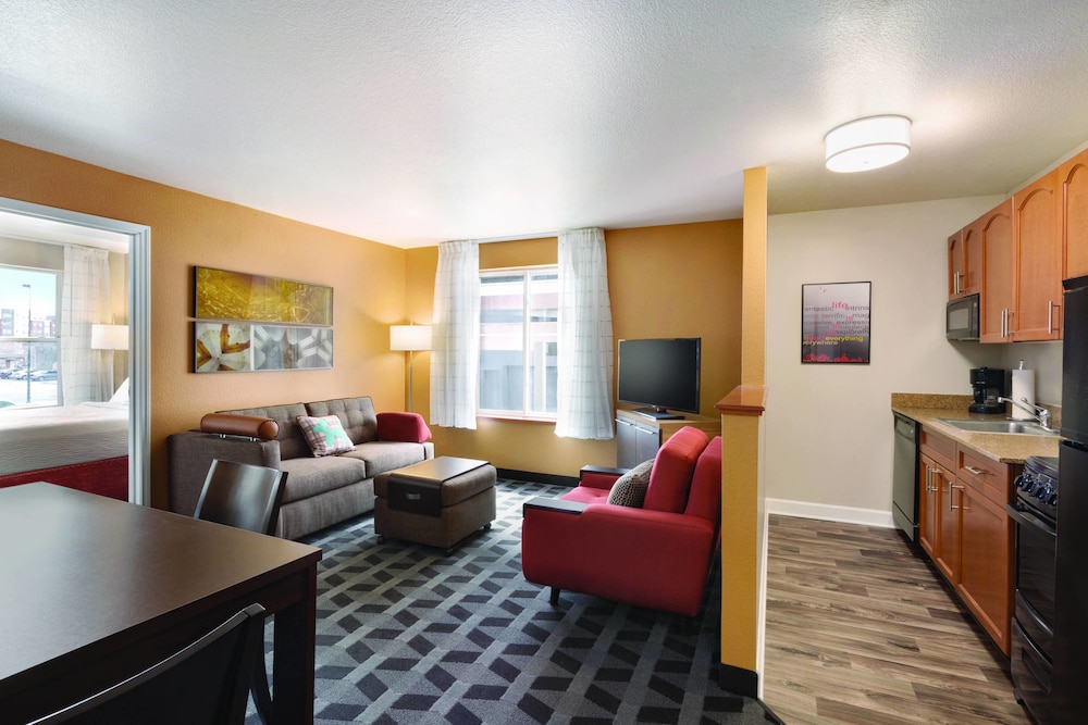 Suite, 1 Bedroom photo 2