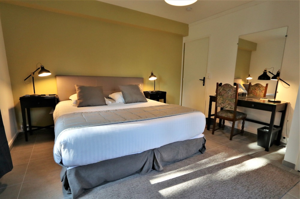 Basic Quadruple Room, Garden View photo 3